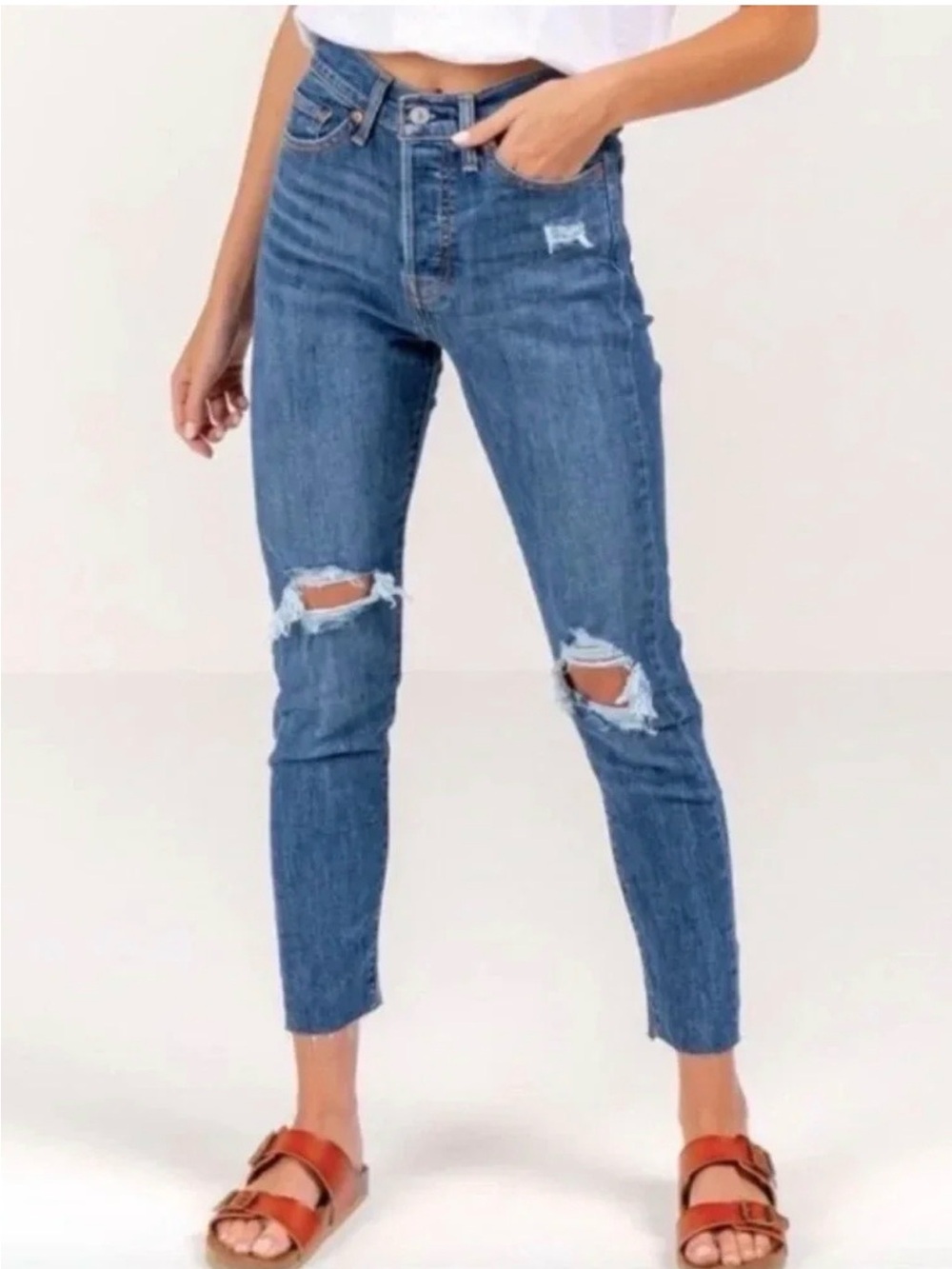 Levi's Wedgie Skinny Jeans Women's Medium washed Blue Distressed Size 27 - Picture 5 of 10